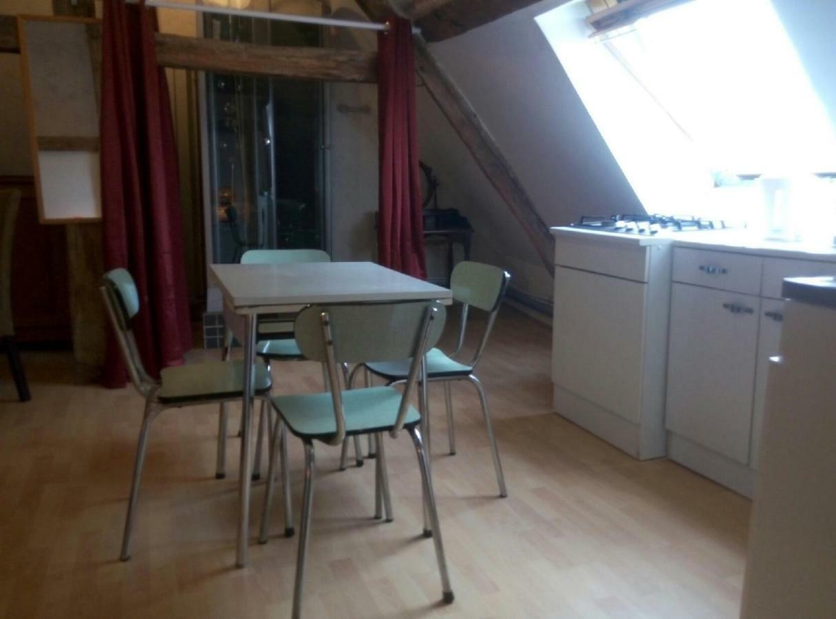 Studio Dans Un Cadre Champetre Moiry Eksteriør bilde